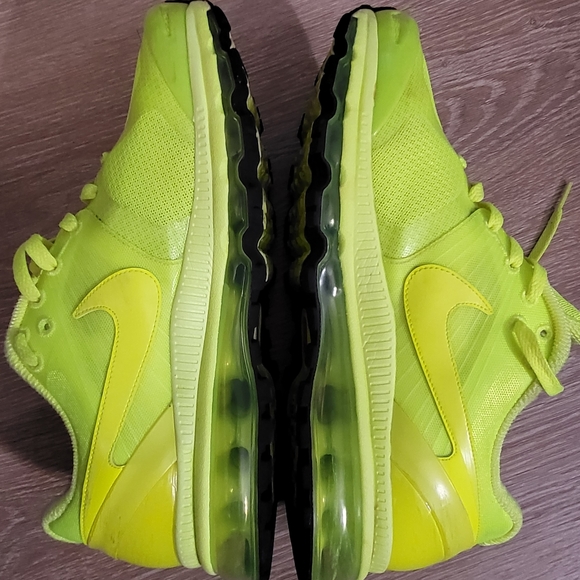 Nike Air Max 2010+ Volt/Volt (rare) Size 10 main image 11